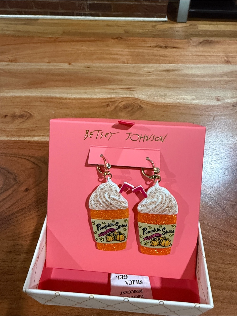 Betsey Johnson Orange & White Pumpkin Spice Cupcake Drop Earrings - Picture 2 of 4